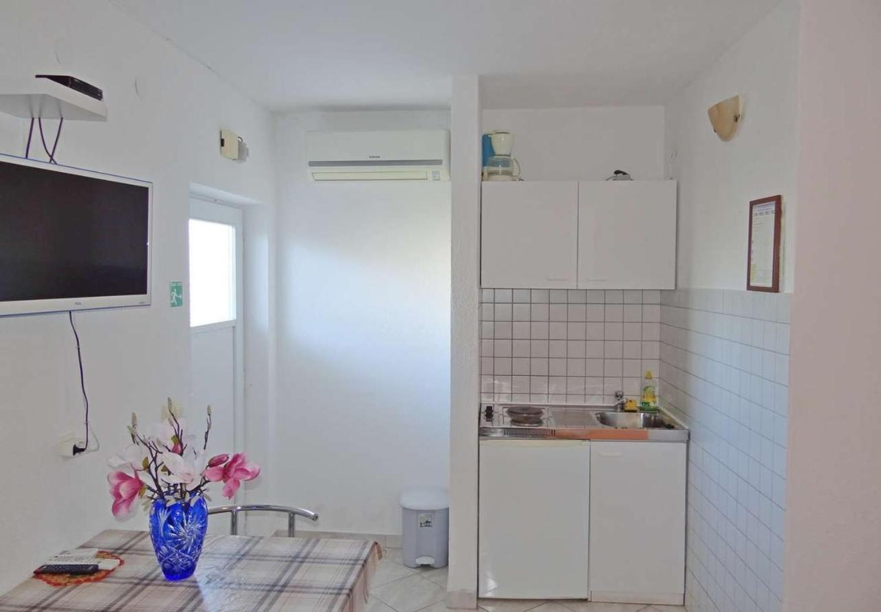 Apartments Tomislav - 120 M From Beach 多吉奥科如 外观 照片