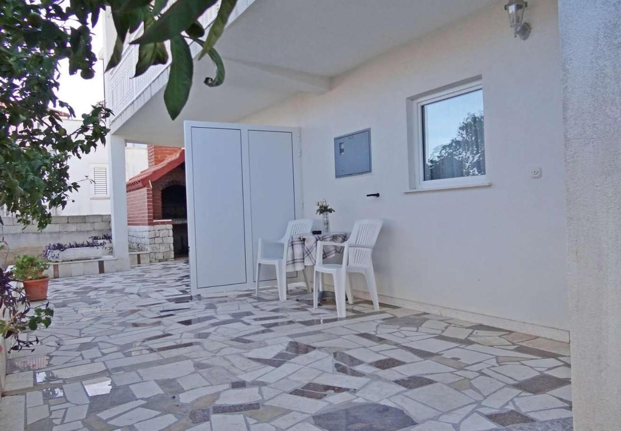 Apartments Tomislav - 120 M From Beach 多吉奥科如 外观 照片