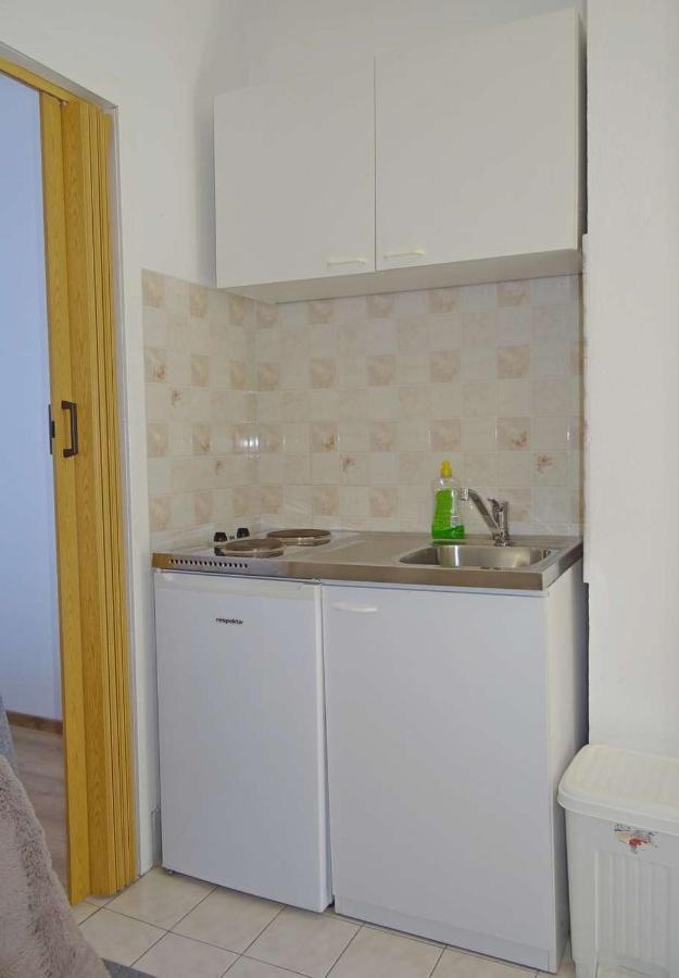 Apartments Tomislav - 120 M From Beach 多吉奥科如 外观 照片