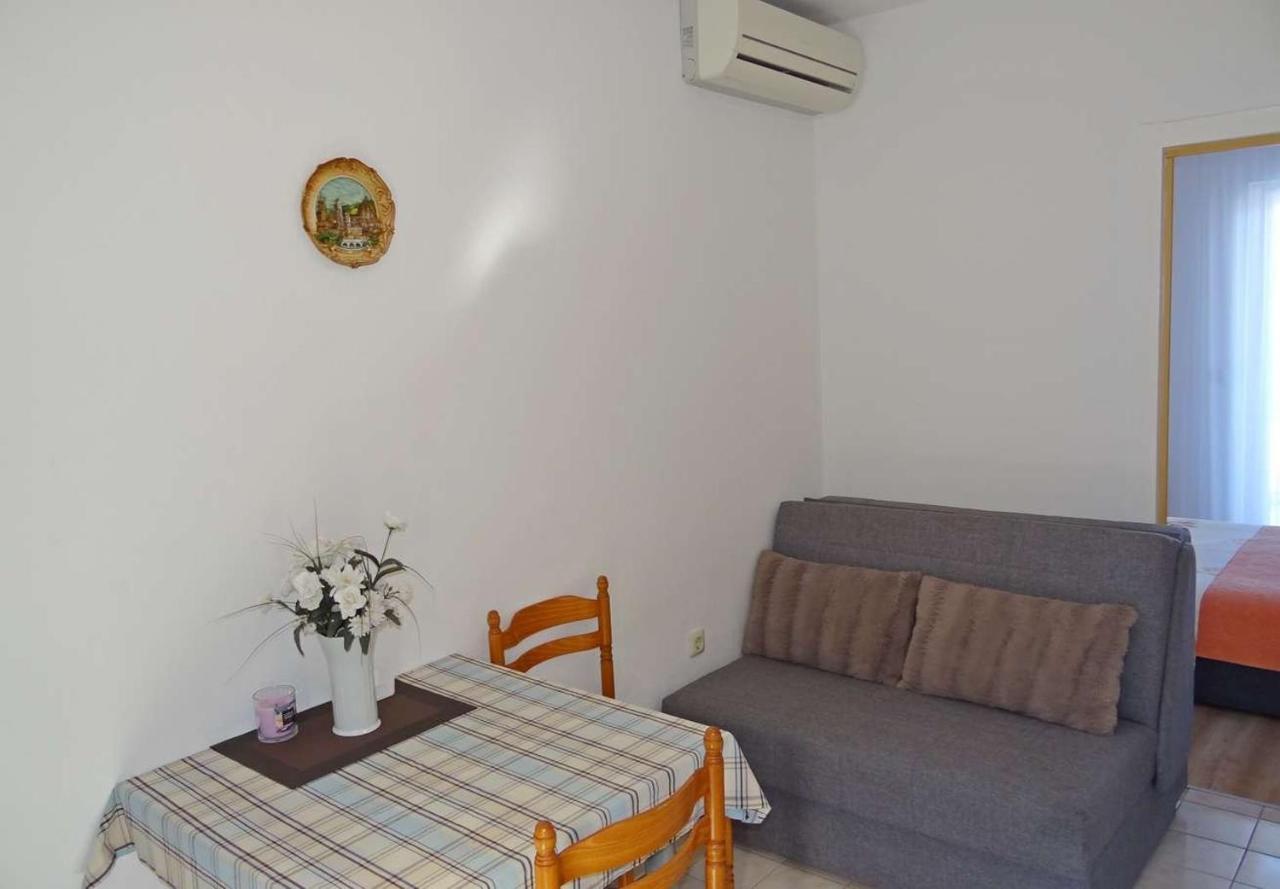 Apartments Tomislav - 120 M From Beach 多吉奥科如 外观 照片