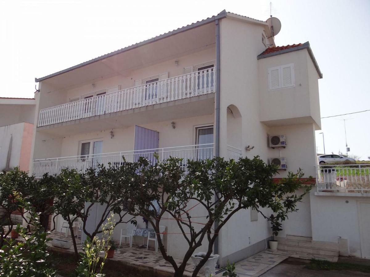 Apartments Tomislav - 120 M From Beach 多吉奥科如 外观 照片