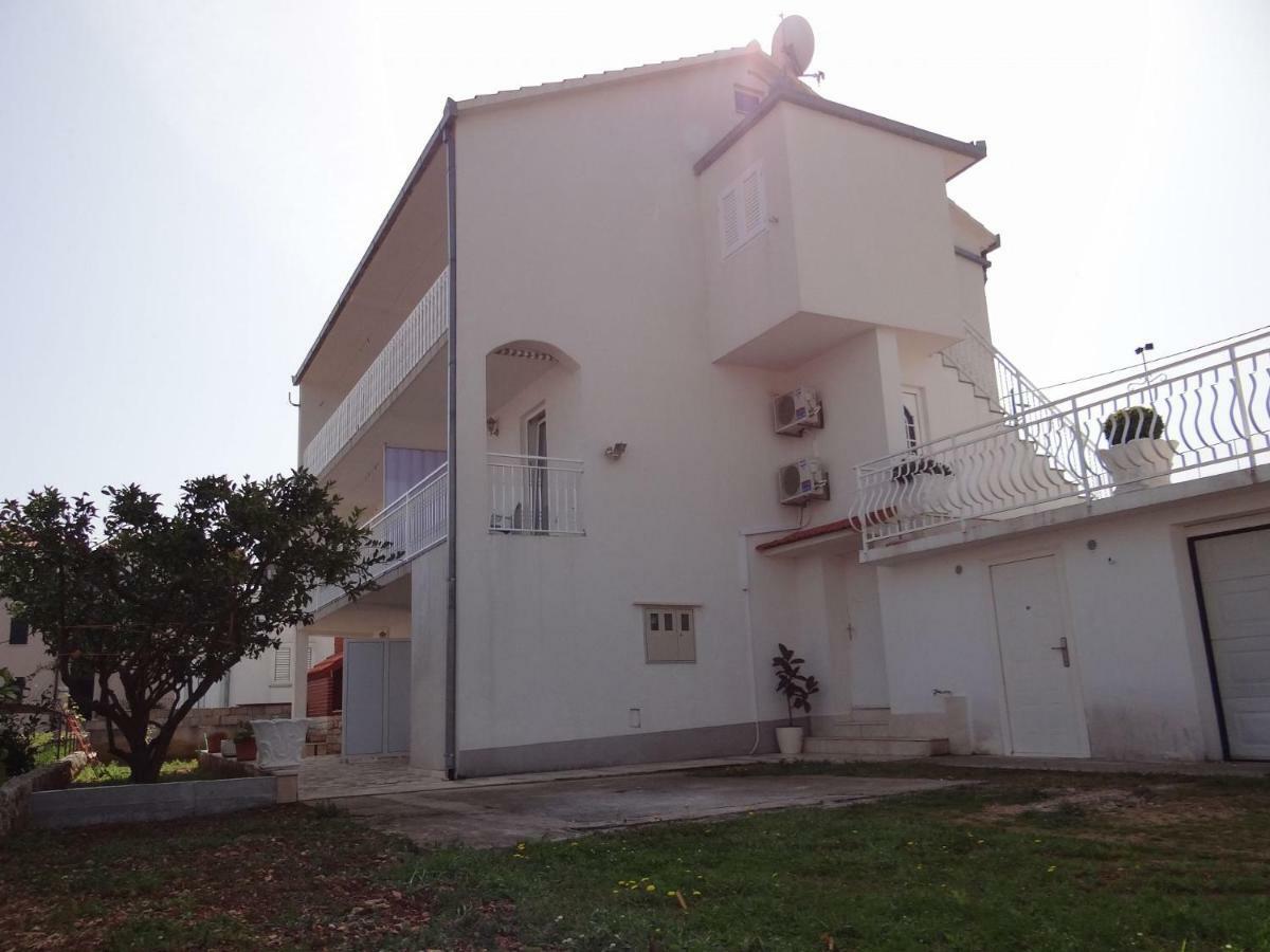 Apartments Tomislav - 120 M From Beach 多吉奥科如 外观 照片